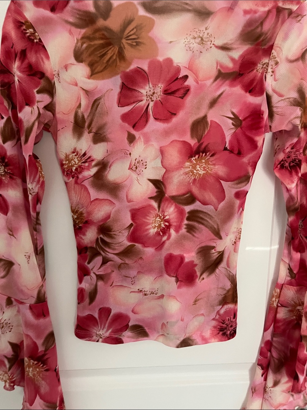 Wet Seal Pink Floral V-Neck Bell Sleeve Top - Picture 11 of 11